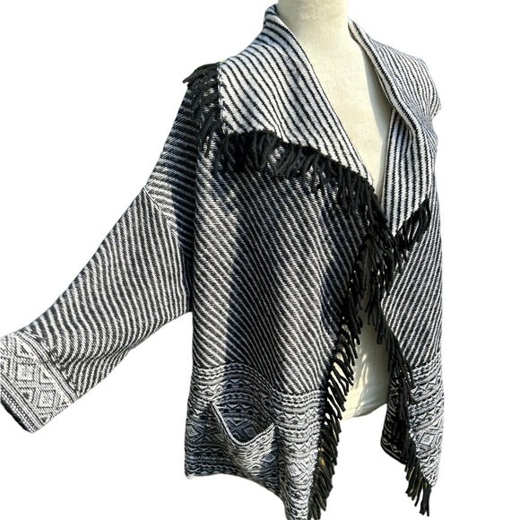 Joie Jocope Open Front Jacquard Cardigan Size Medium - Picture 4 of 9